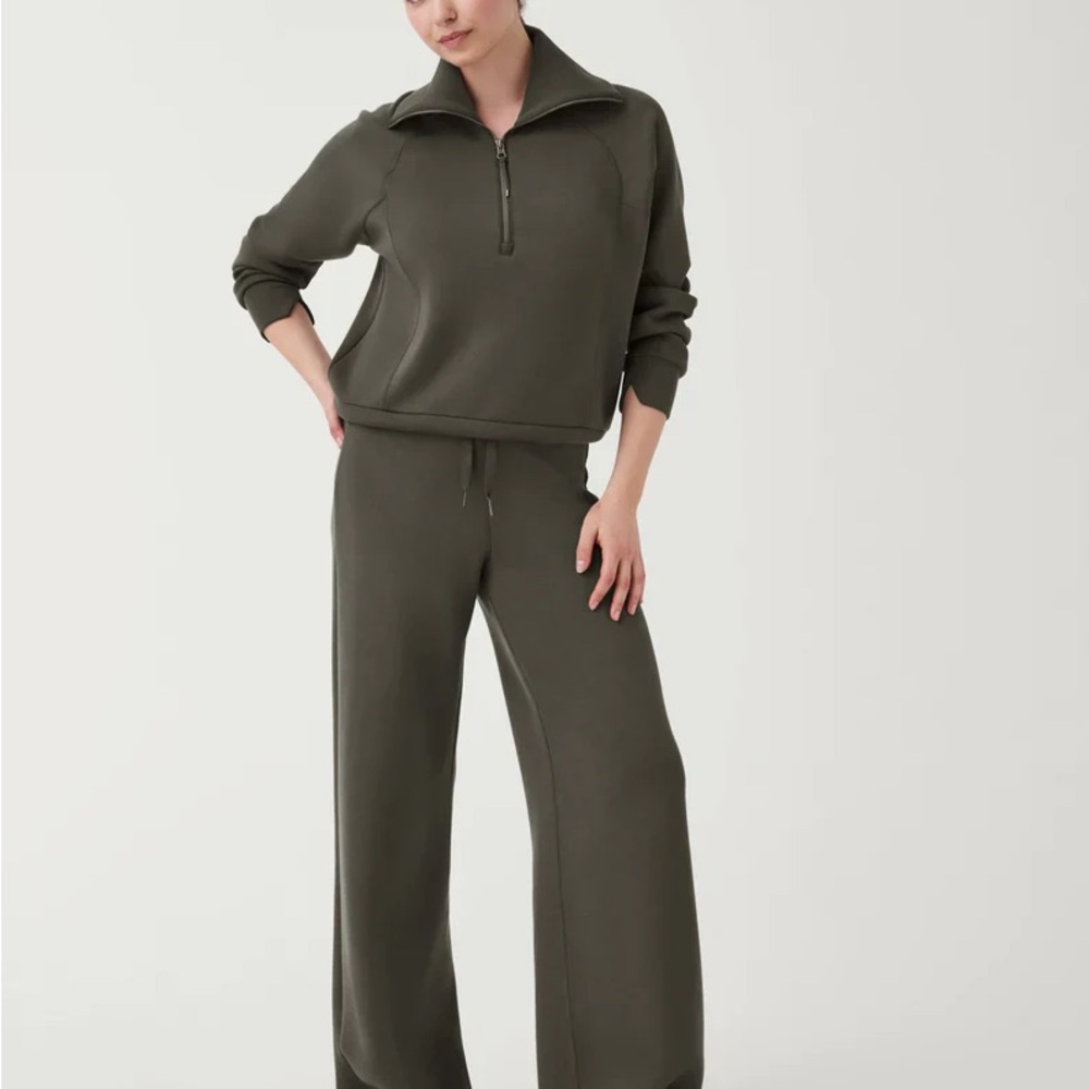 Spanx AirEssentials Dark Palm 2 Piece Set